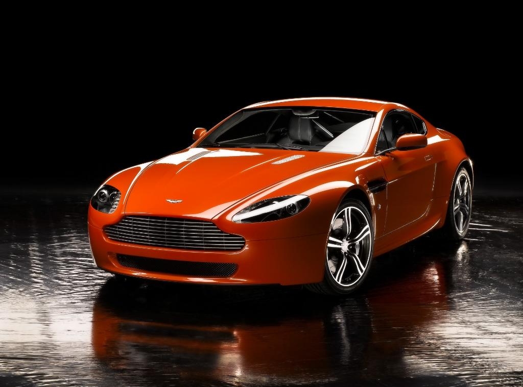 2.4 Aston Martin V8