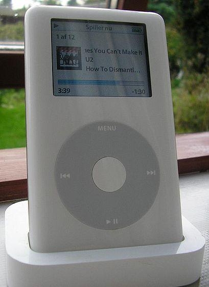 78. iPod Photo четвёртого поколения (2004)