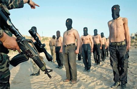 2.5 Боевики Хамас на учениях в Газе