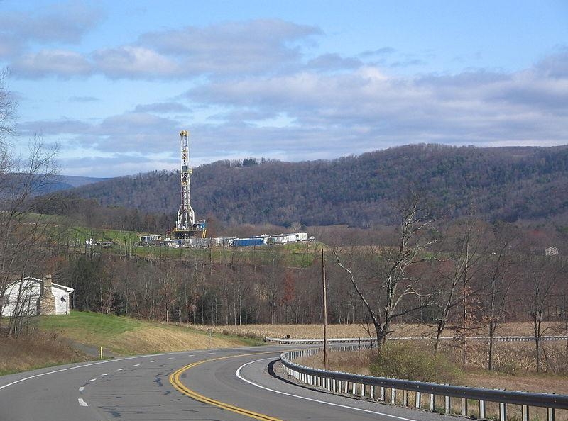 17. Буровая на месторождении сланцевого газа в Пенсильвании (США)
