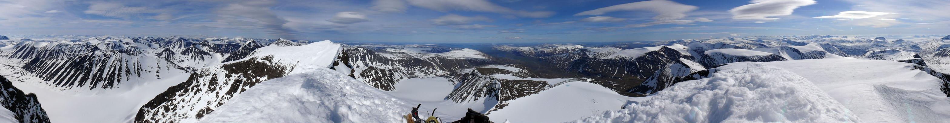 12. Скандинавские горы панорама