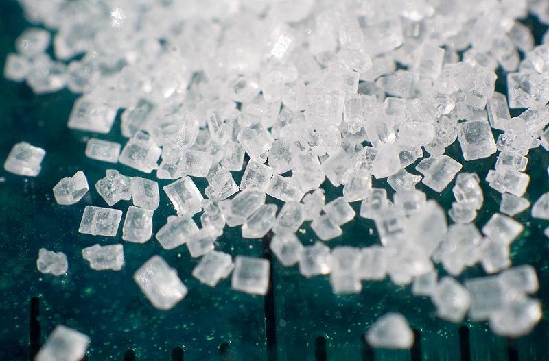 1. Увеличенное изображение кристаллов сахарозы