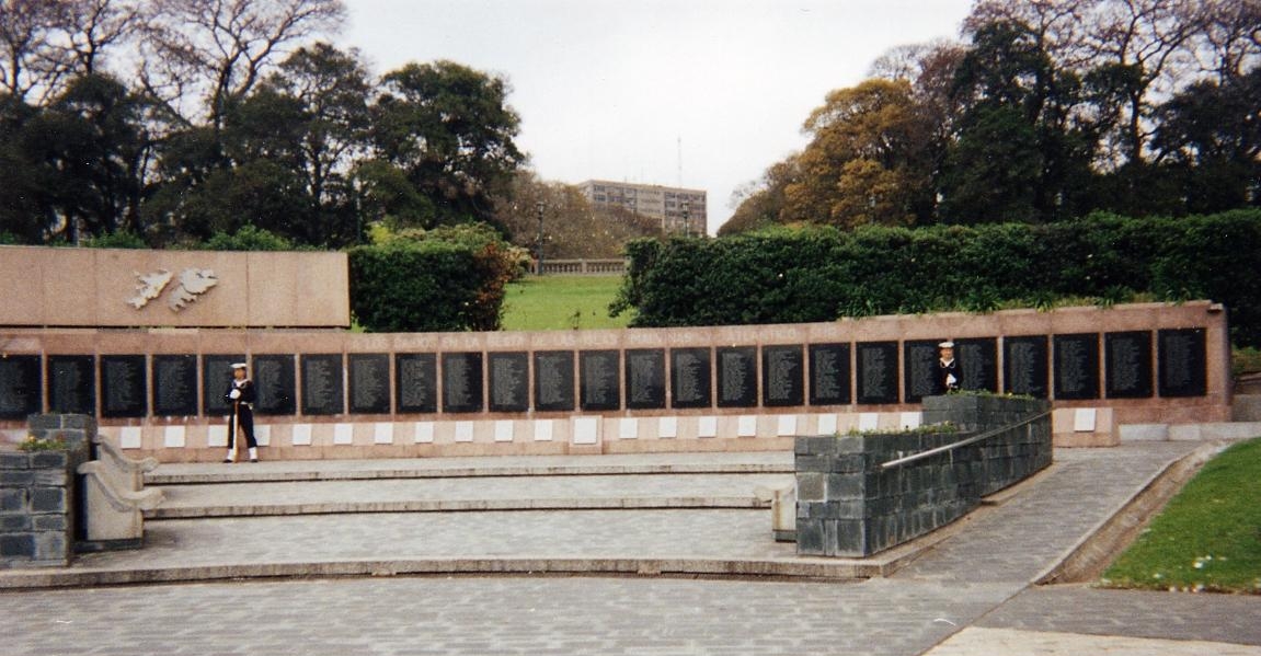 7.5 Мемориал памяти погибших во время Фолклендской войны