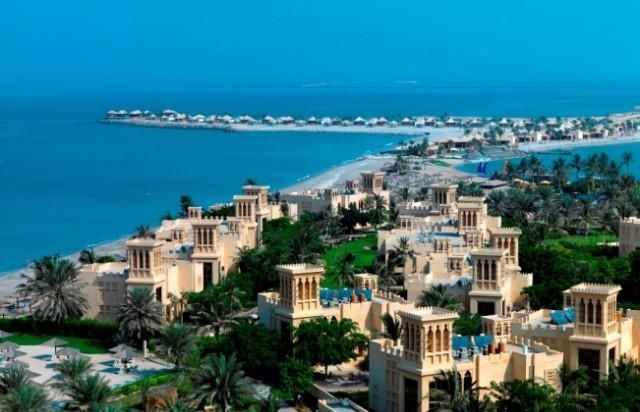 Пляж Рас-аль-Хайма на берегу Персидского залива