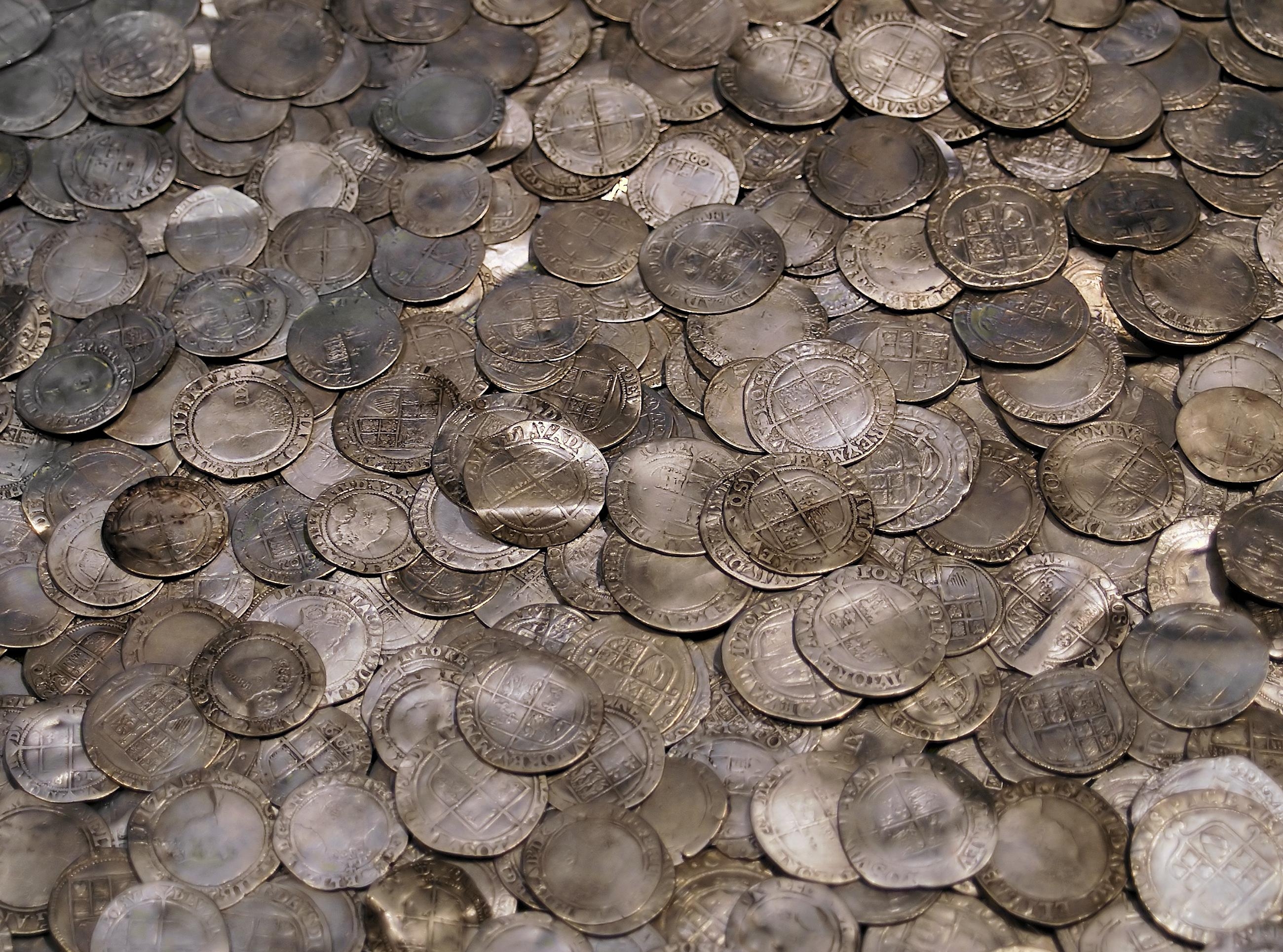 Серебряные монеты участвовали в становлении валютной системы