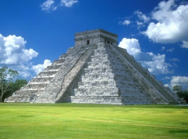 Пропорции пирамид Мексики свидетельствует что при строительстве использовалось правило золотого сечения