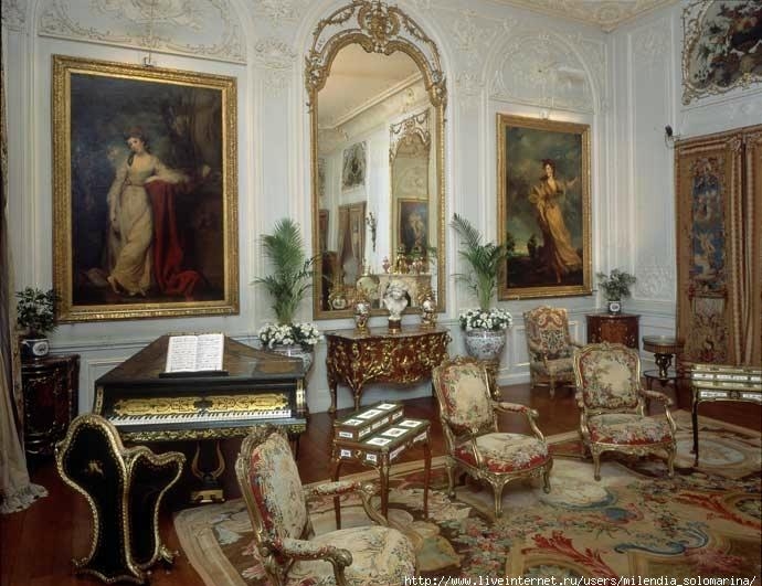 Убранство дворца Ротшильдов во Франции