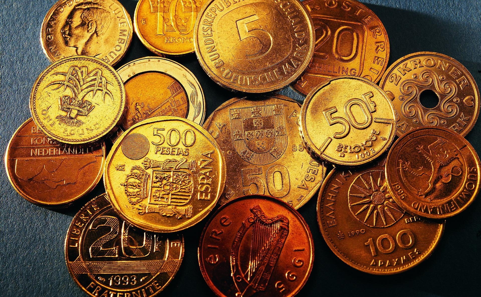 Монеты разных номиналов