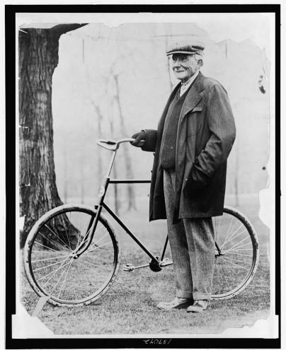 Джон Рокфеллер любил кататься на велосипеде
