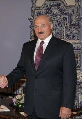 Александр Лукашенко принимает поздравления с побкдой на выборах