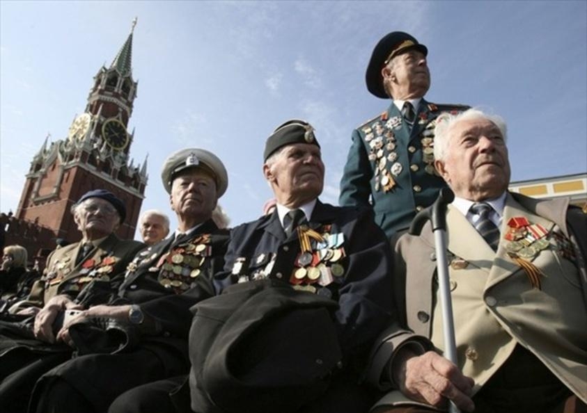 участники Великой Отечественной войны на красной площади