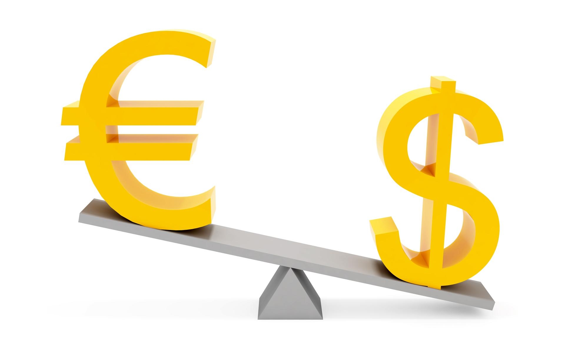 Колебания курсов евро и доллара