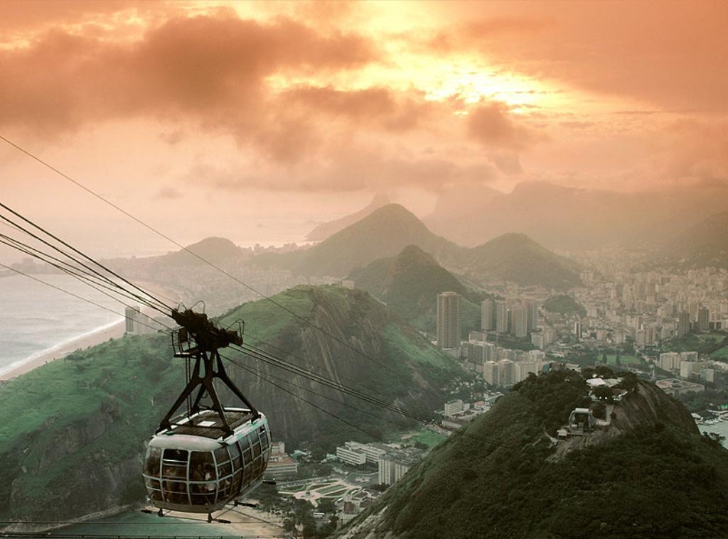 1.10 вид Рио де Жанейро с горы. панорама города