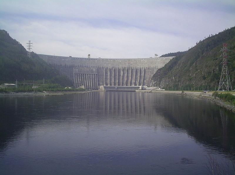 5.14. Саяно-Шушенская ГЭС в 2007 году. Вид со смотровой площадки