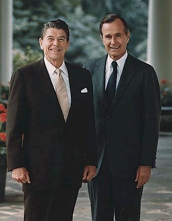 7.14 Рейган с вице-президентом Д.Бушем