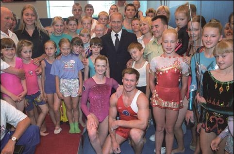 1.23 Путин с спортсменами