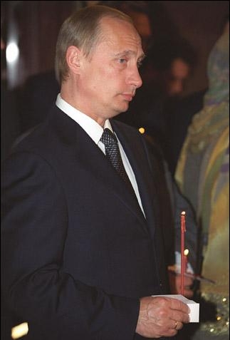 1.46 Путин со свечой