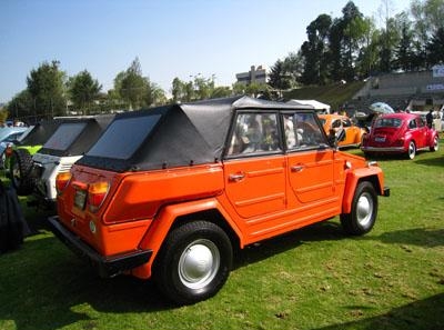 2.32. VW Safari
