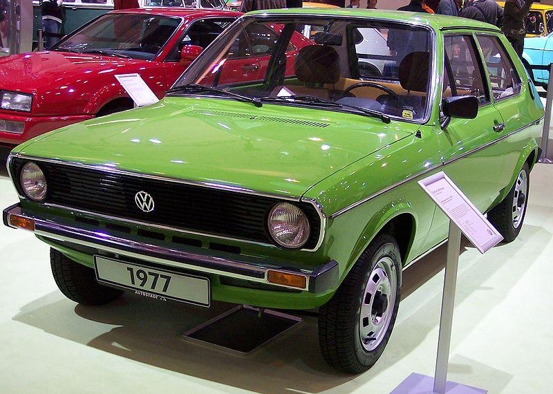 2.45. VW Polo LS I 1977 green vl TCE