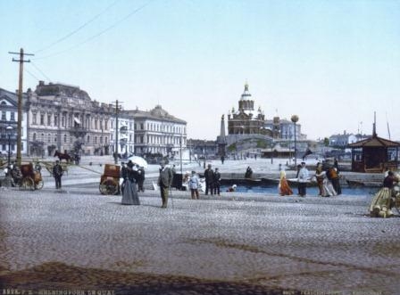 67. Рыночная площадь и пристань в центре Хельсинки, 1890-е годы