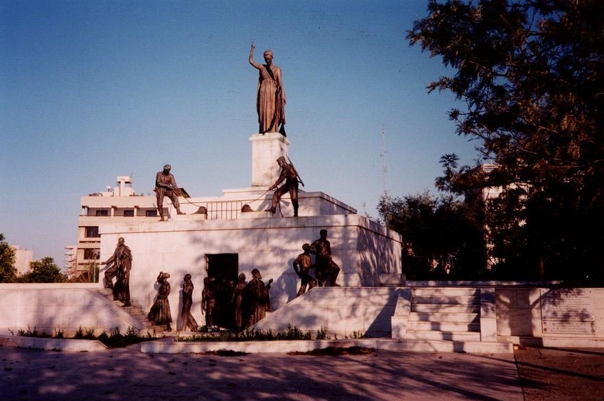 Монумент бойцам ЭОКА, Никосия
