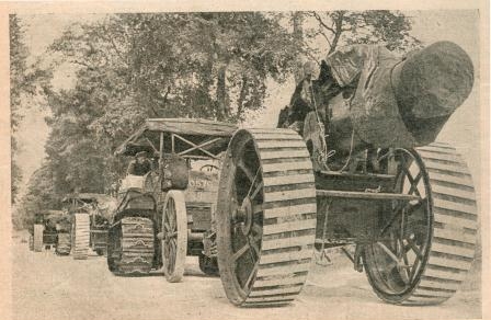 33. Трактор Катерпиллер, буксирующий орудия на фронте ПМВ (1916)
