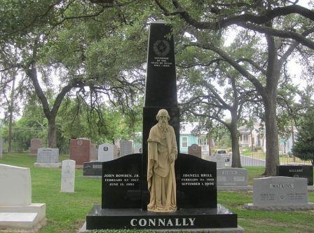 70. Могила Конналли на Кладбище штата Техас в Остине
