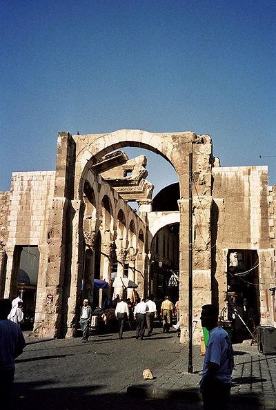 41. Руины храма Юпитера в старом городе