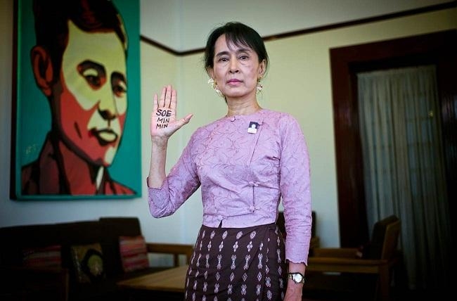 14. Аун Сан Су Чжи, лидер оппозиционной партии Национальная лига за демократию, был арестован в первый раз в июле 1989 года