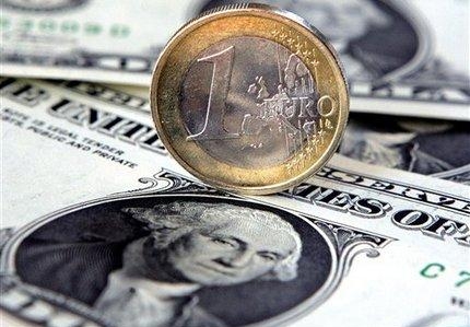 2.21 Твердая позиция евро к доллару