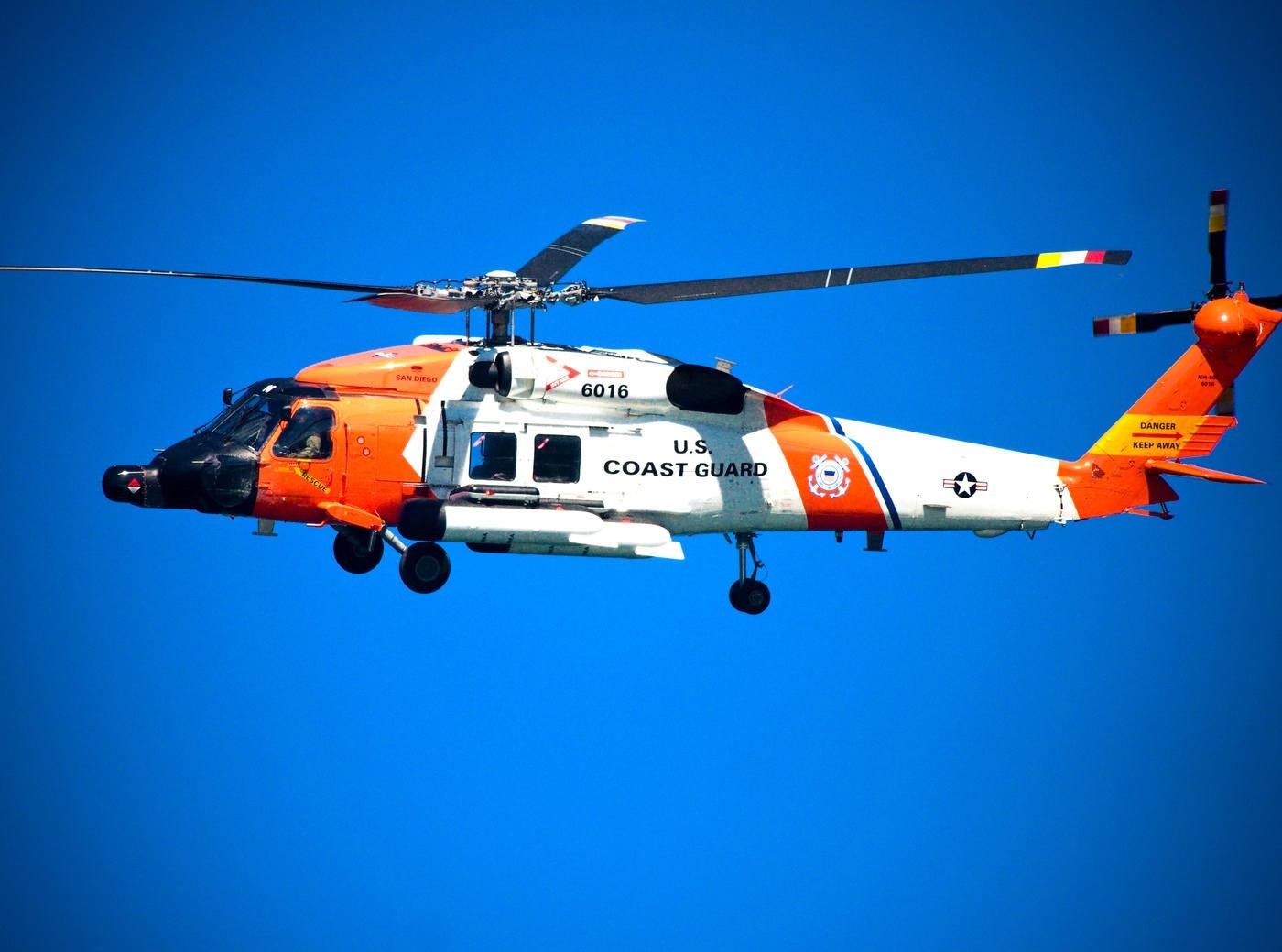 вертолет береговой охраны США
