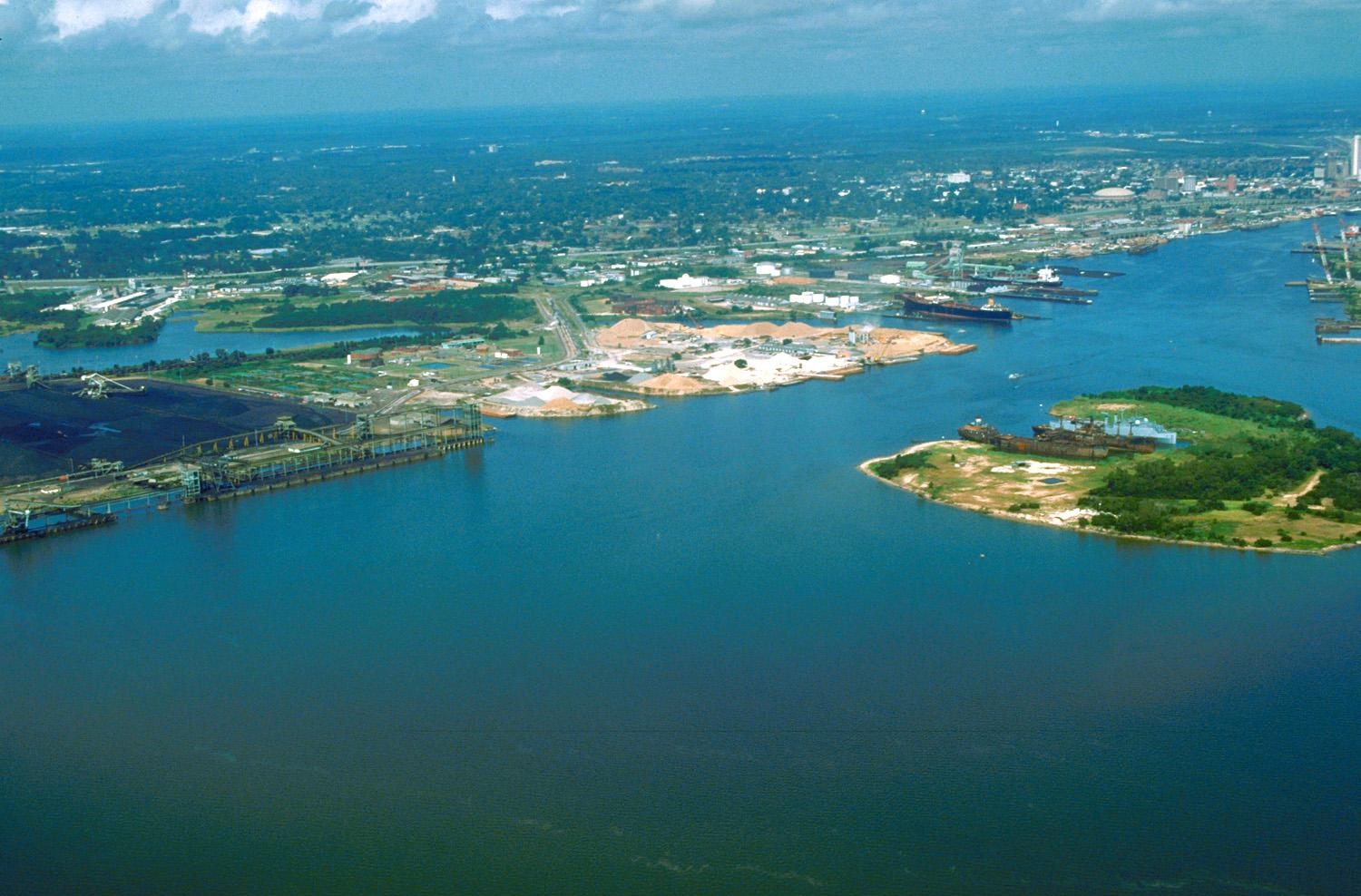 Мобил, Алабама как один из крупнейших городов Мексиканского залива