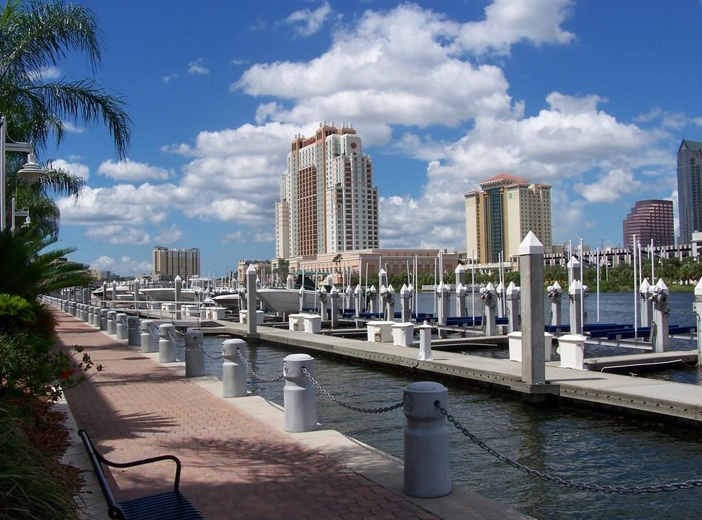 Тампа, Флорида один из крупнейших городов Мексиканского залива
