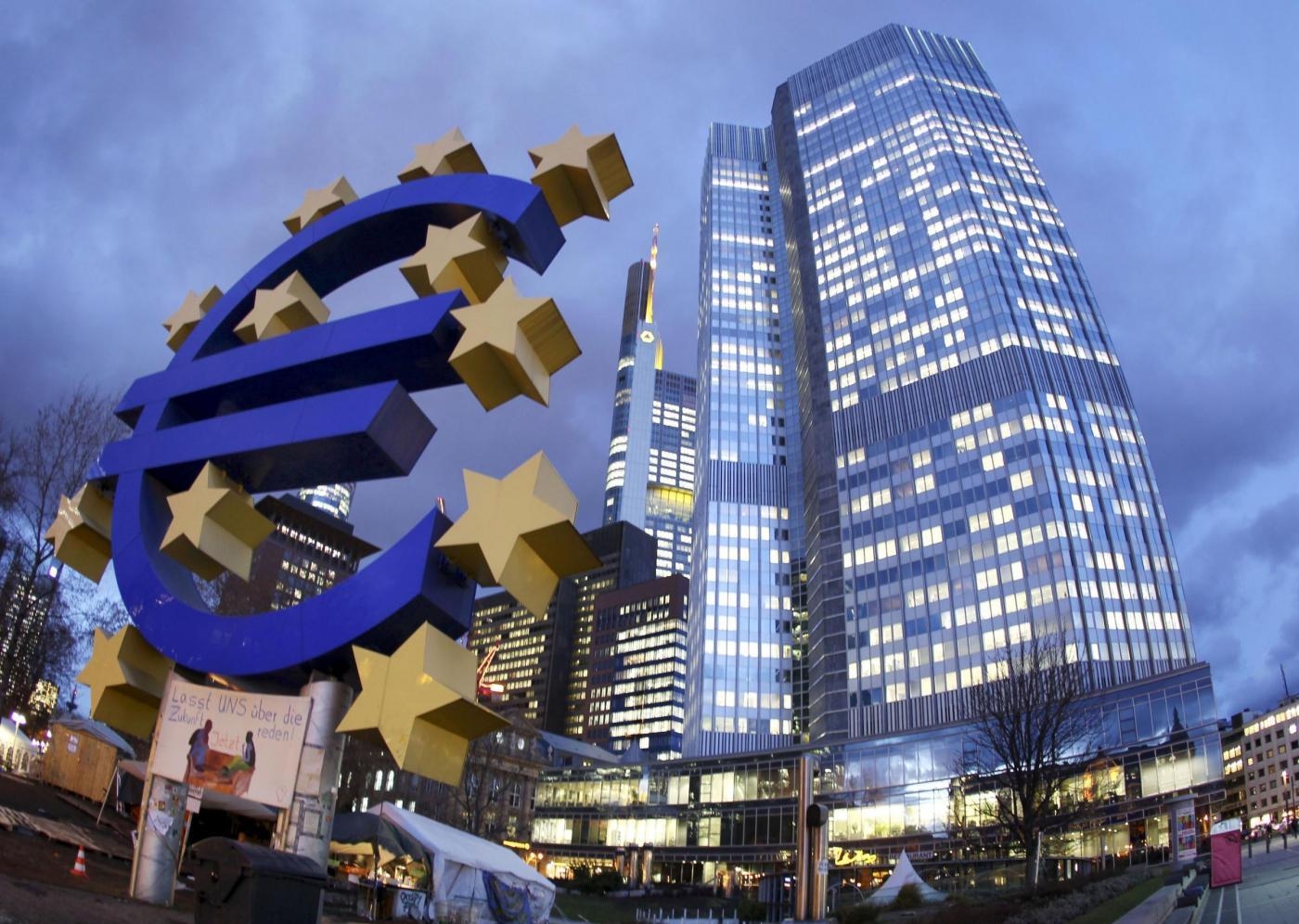 Европейский центральный банк символ Евро European Central Bank