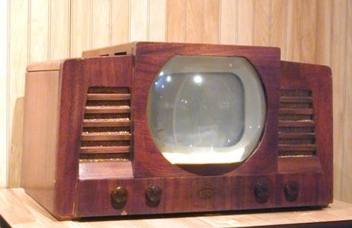 2.2 Модель первых телевизоров