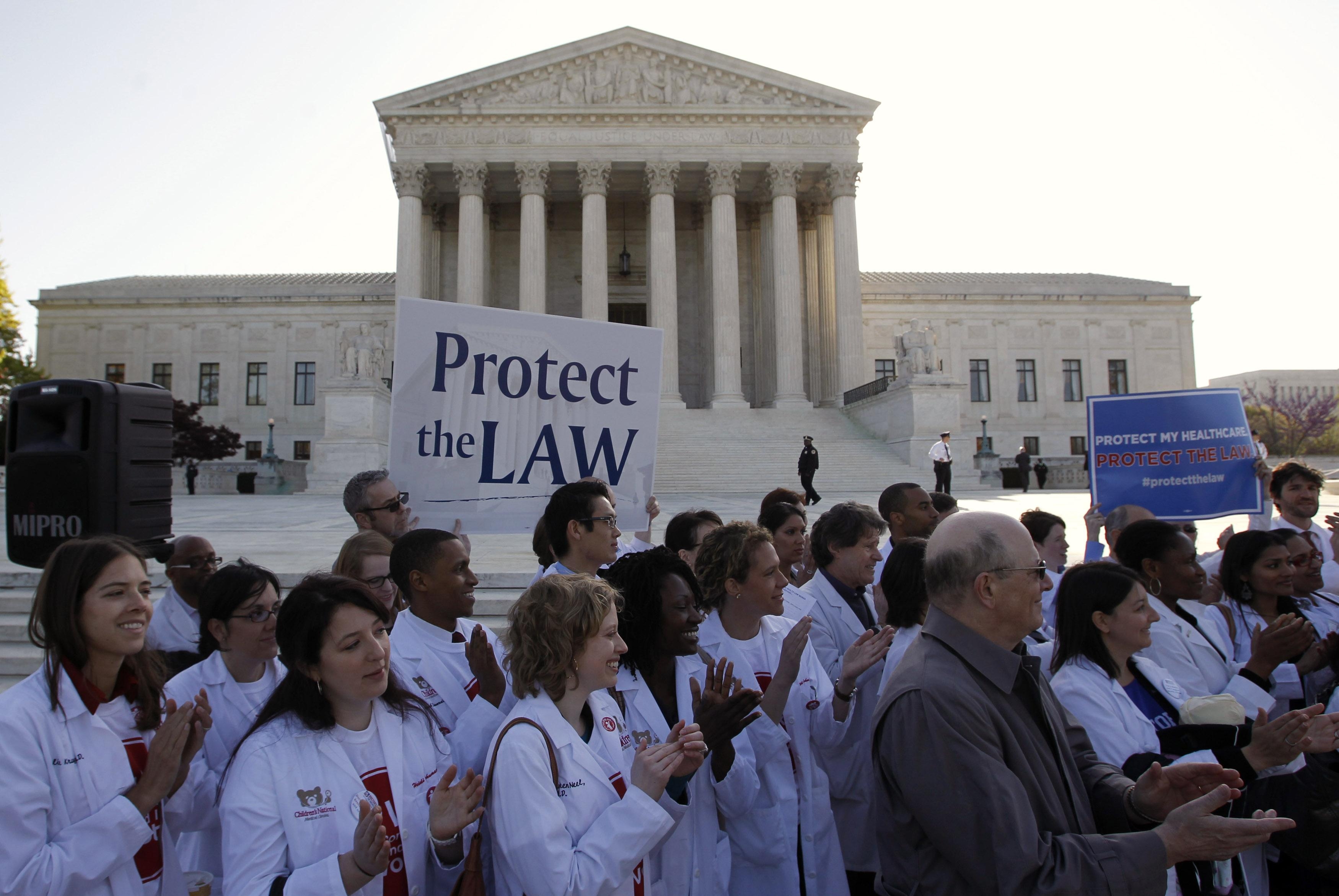 Протест медиков у стен Верховного федерального суда США