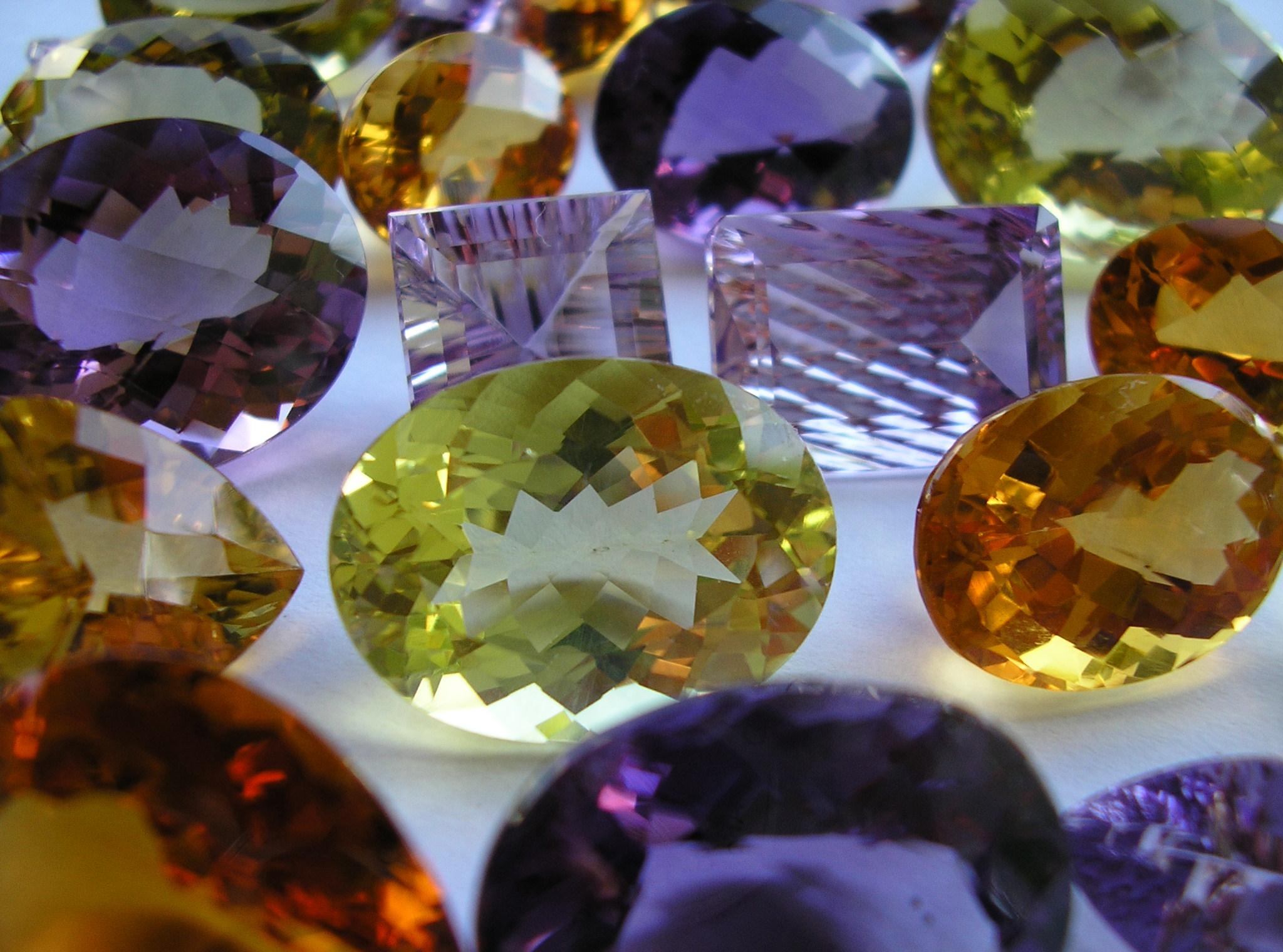 Научный прогресс расширил рынок commodity, например драгоценных камней