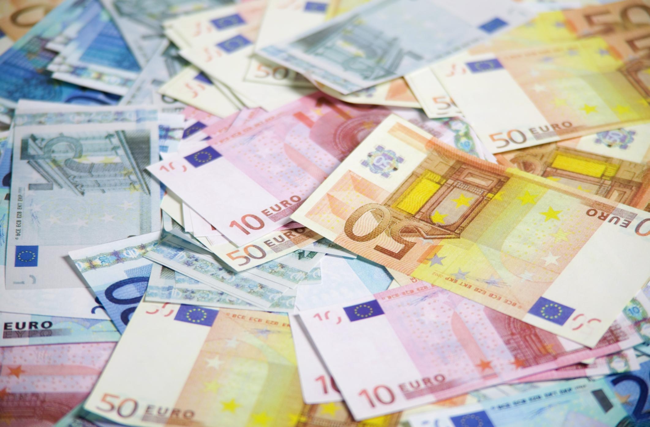 соотношение курса европейскойй валюты и бивалютной корзины