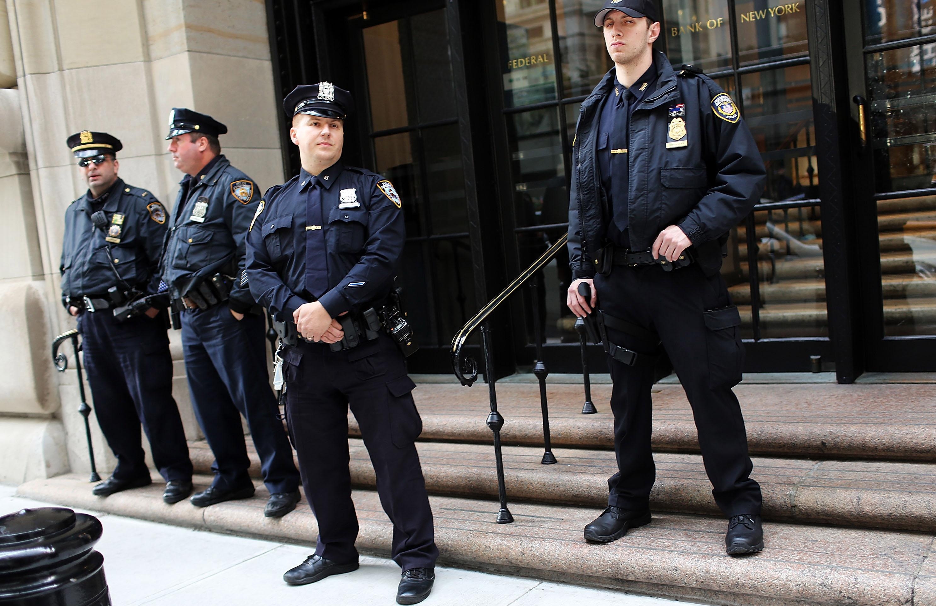 В центре Нью-Йорка предотвращена попытка взорвать ФРБ