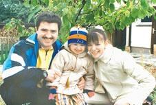 Виктор Лукашенко в молодости с женой