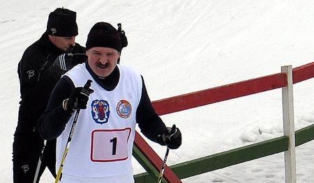 Лукашенко на лыжах