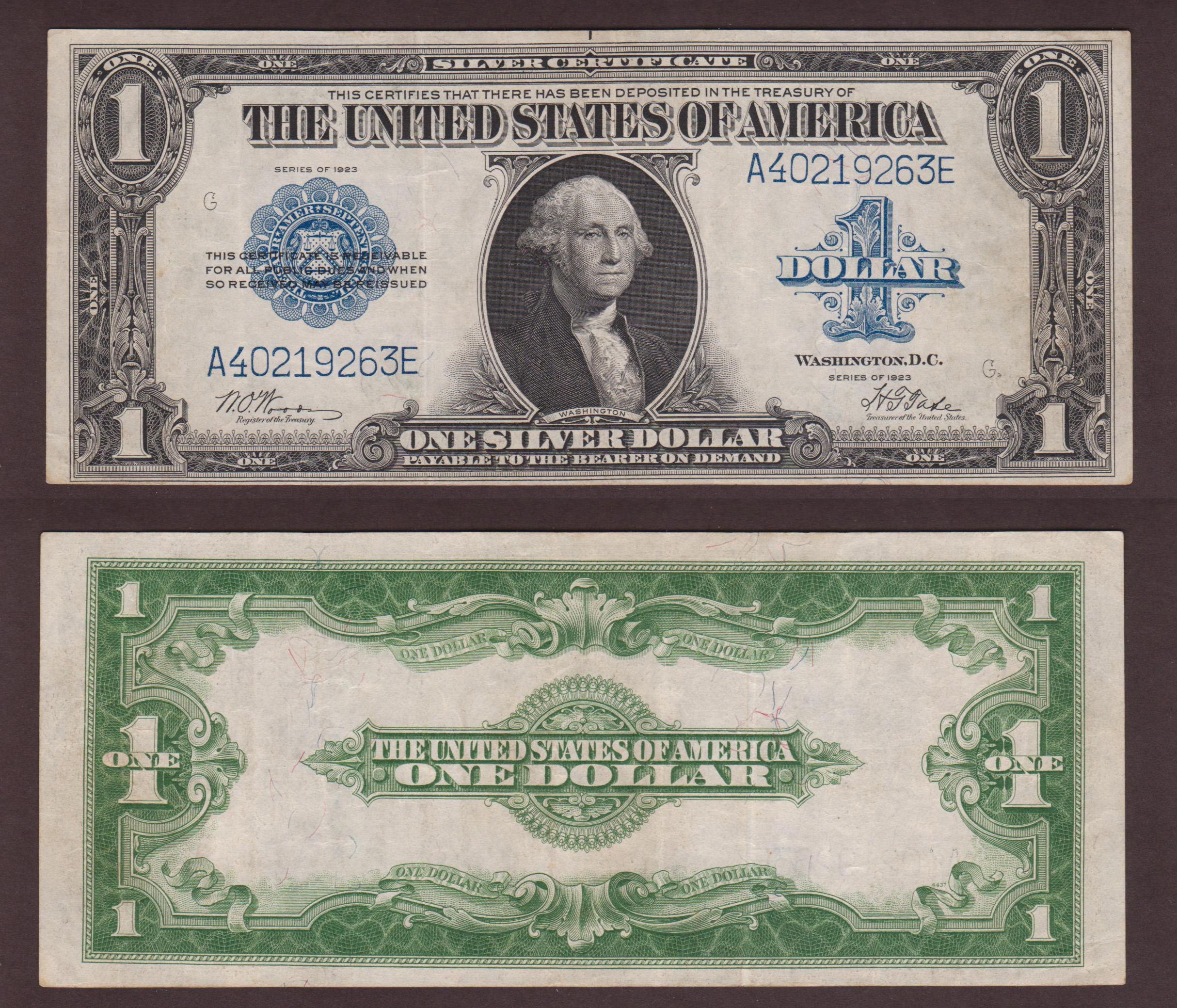 Банкнота номиналом в один доллар США