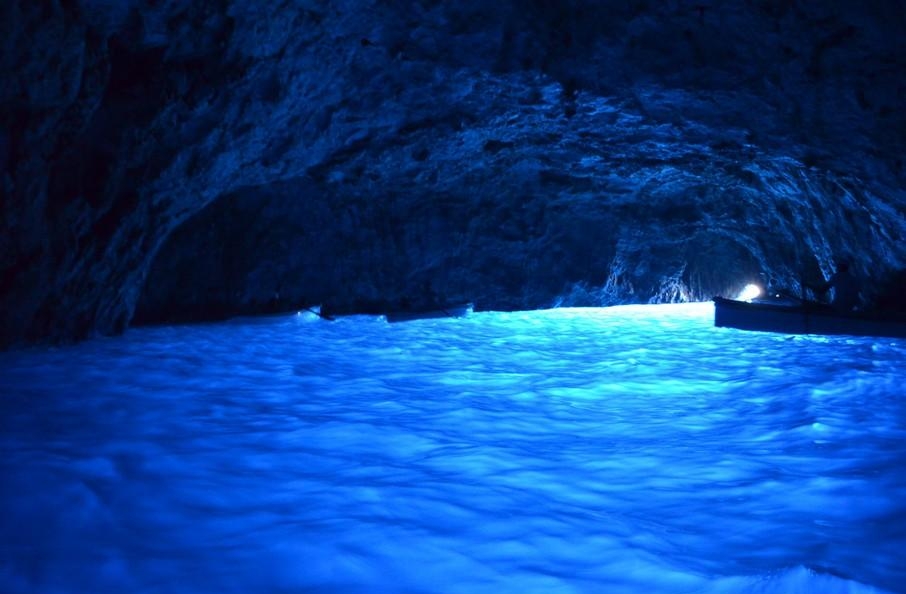Пещера голубой грот