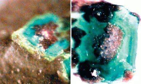 Апостекловатый хлорит - диабантит и оторочка креднерита на гальке