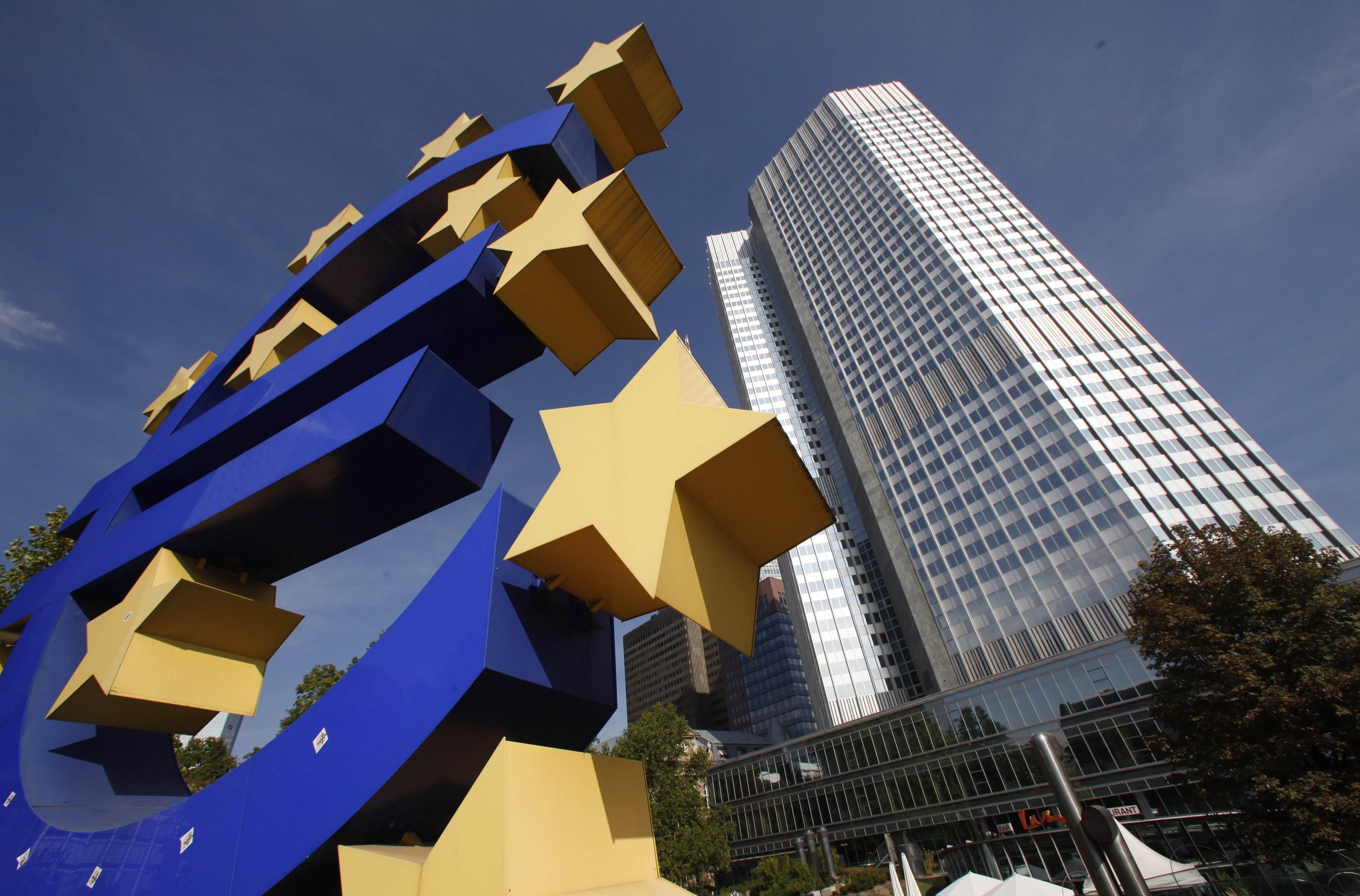 Банки стран еврозоны за пять лет с начала финансового кризиса снизили объем активов в США более чем на треть