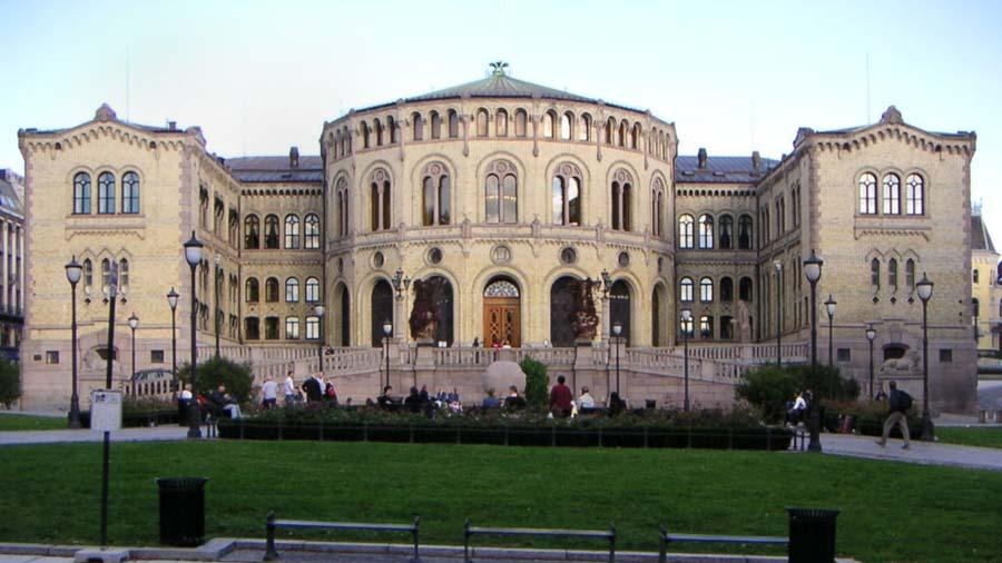 Здание Парламента в Осло