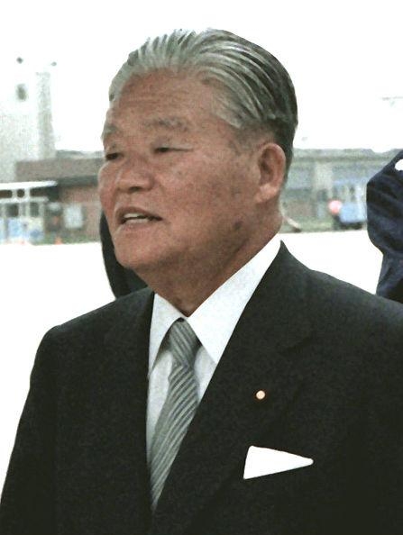 Масаёси Охира 68 и 69-й-й премьер-министр Японии