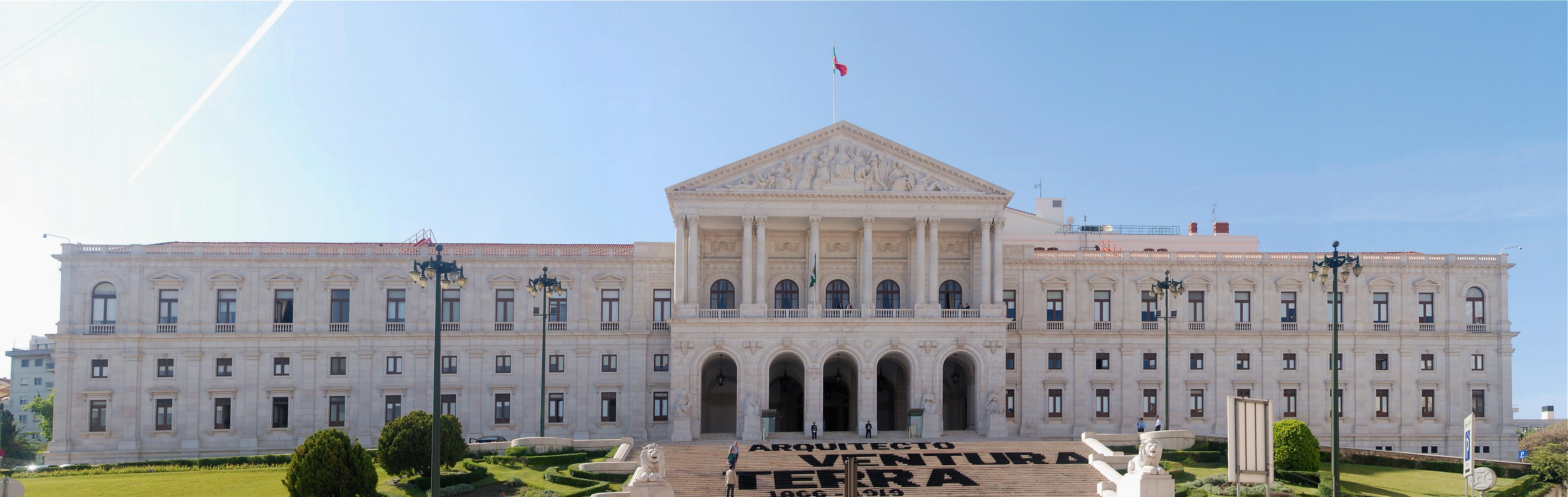 Здание Ассамблеи в Лиссабоне