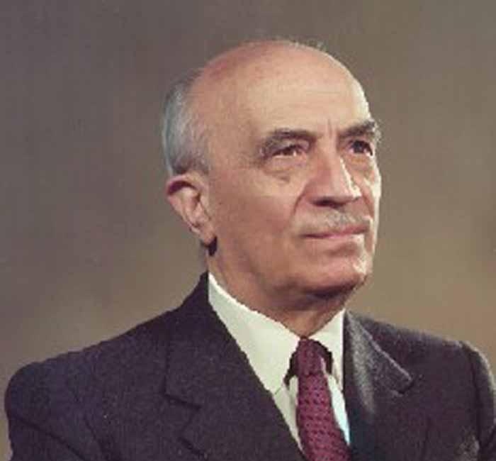 Аминторе Фанфани 68-й председатель Совета министров Италии