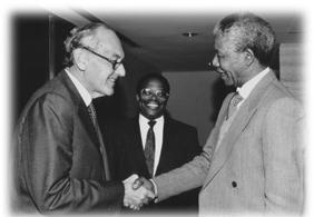 Льюис Престон приветствует на Конгрессе президента Нельсона Манделу в Вашингтон, 1991